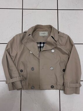 Burberry Cropped Double Breasted 3/4 Sleeve Trench Coat